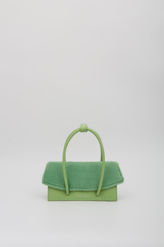 "Ghar 27 Fur Grass"