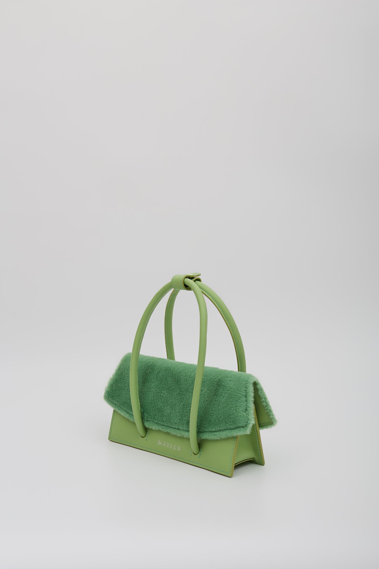 "Ghar 27 Fur Grass"