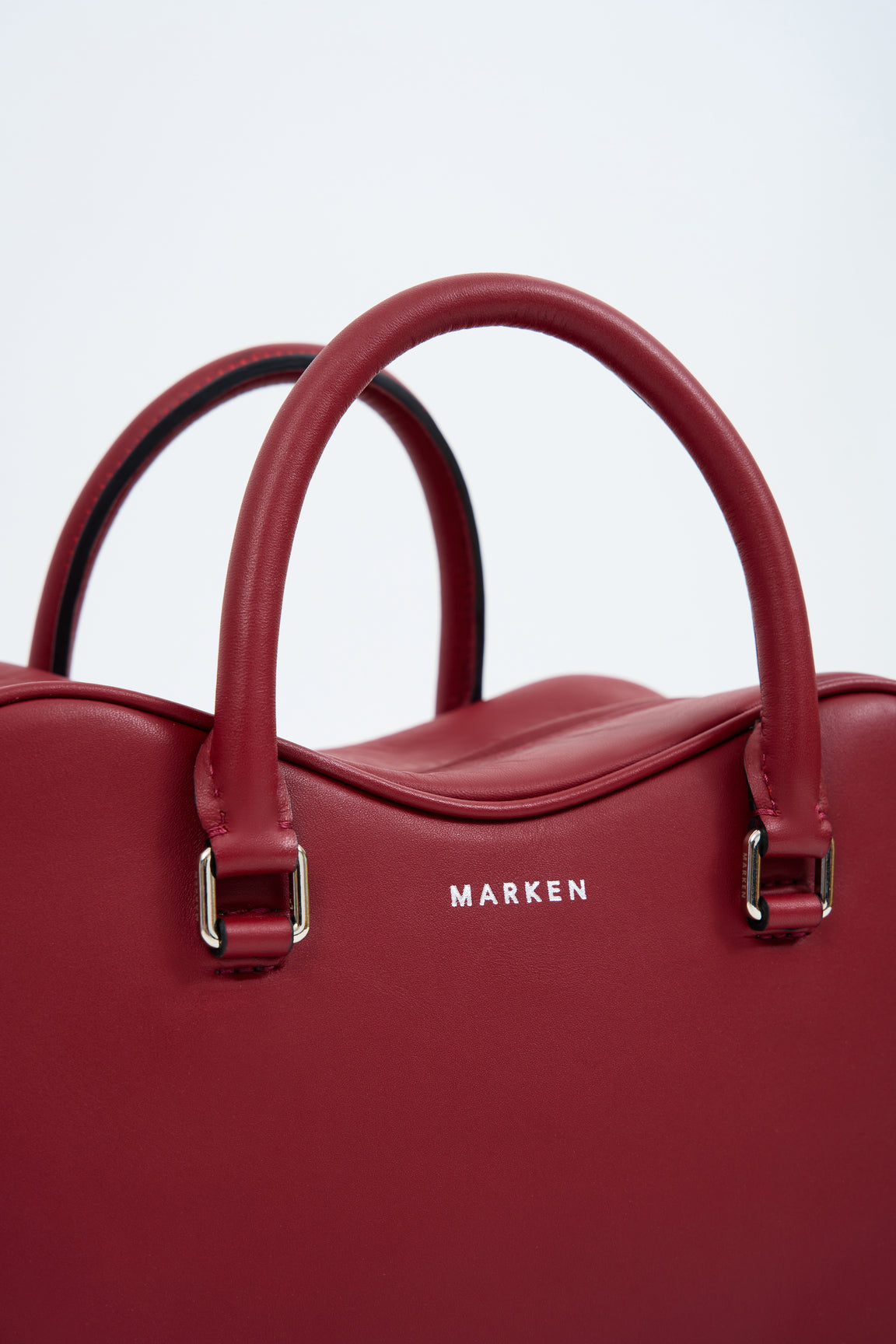 VALENSOLE CHERRY LARGE IN GRAINED LEATHER